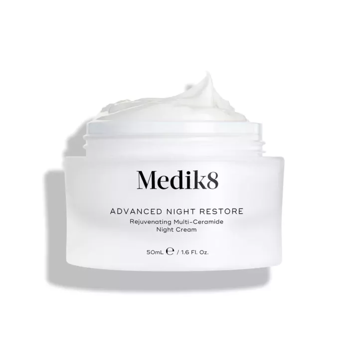 КРЕМ З КЕРАМІДАМИ ADVANCED NIGHT RESTORE™ MEDIK8