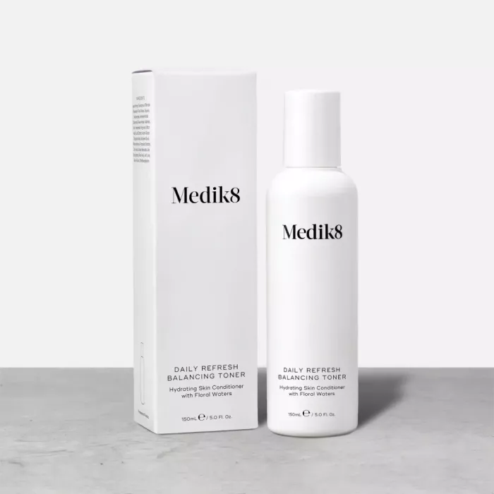 ТОНІК ДЛЯ ОБЛИЧЧЯ DAILY REFRESH BALANCING TONER™ MEDIK8