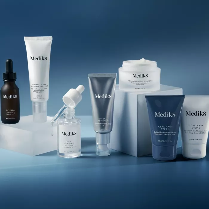 КРЕМ З КЕРАМІДАМИ ADVANCED NIGHT RESTORE™ MEDIK8