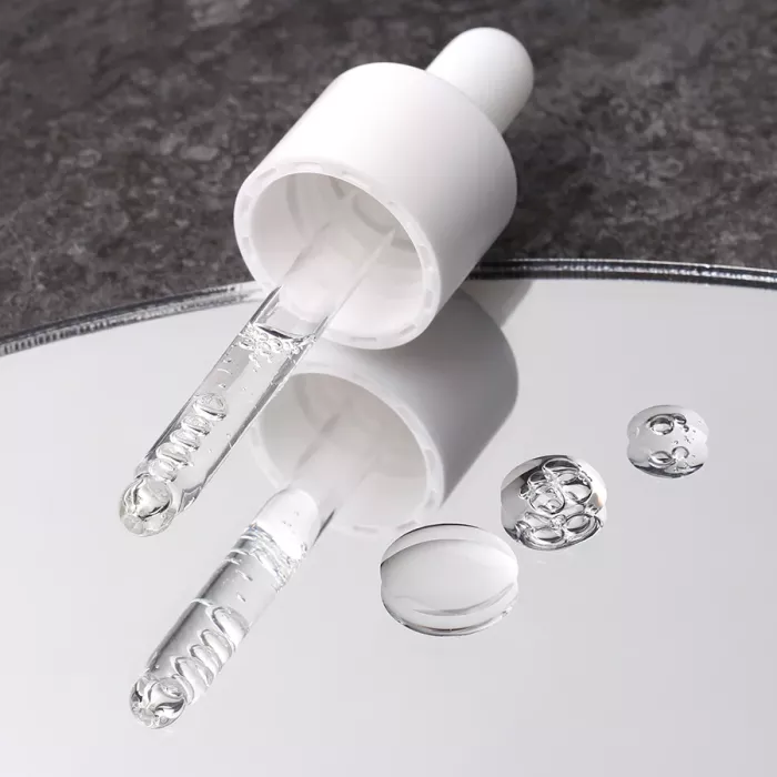 СИРОВАТКА ДЛЯ ОБЛИЧЧЯ З ПЕПТИДАМИ LIQUID PEPTIDES™ MEDIK8